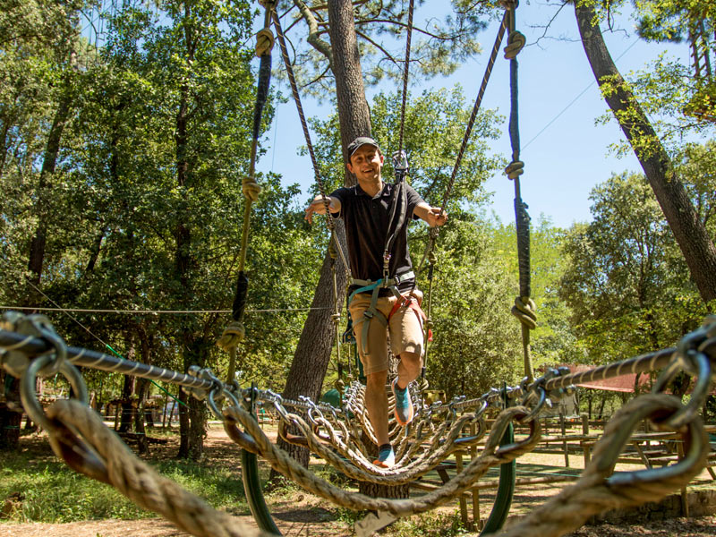 Accrobranche en Ardèche à Vallon Pont d'Arc et Jaujac